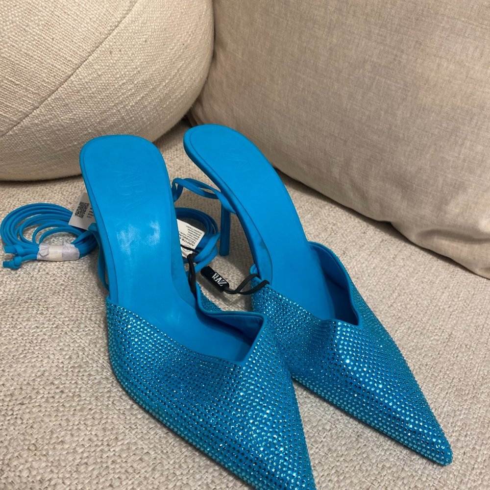 Turquoise Rhinestone Zara Heel - Picture 2 of 2